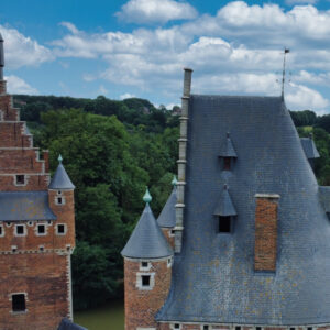 Prise de vue aérienne par drone pour l'inspection de bâtiments et d'ouvrages d'art